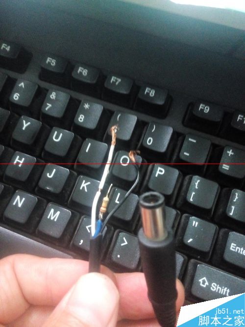 HP筆記本的三芯電源怎么改二芯實(shí)現(xiàn)充電？
