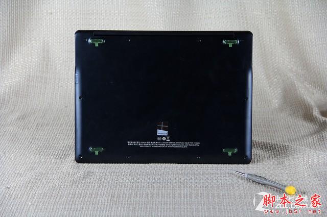 三星ATIV Book 930X怎么樣？三星ATIV Book 930X拆機(jī)教程解析